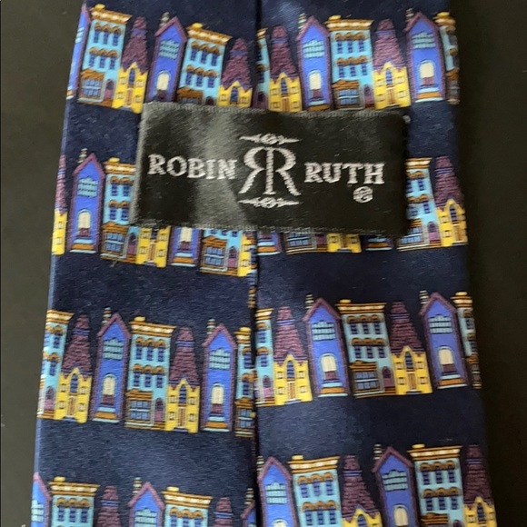 Tie - Picture 2 of 3